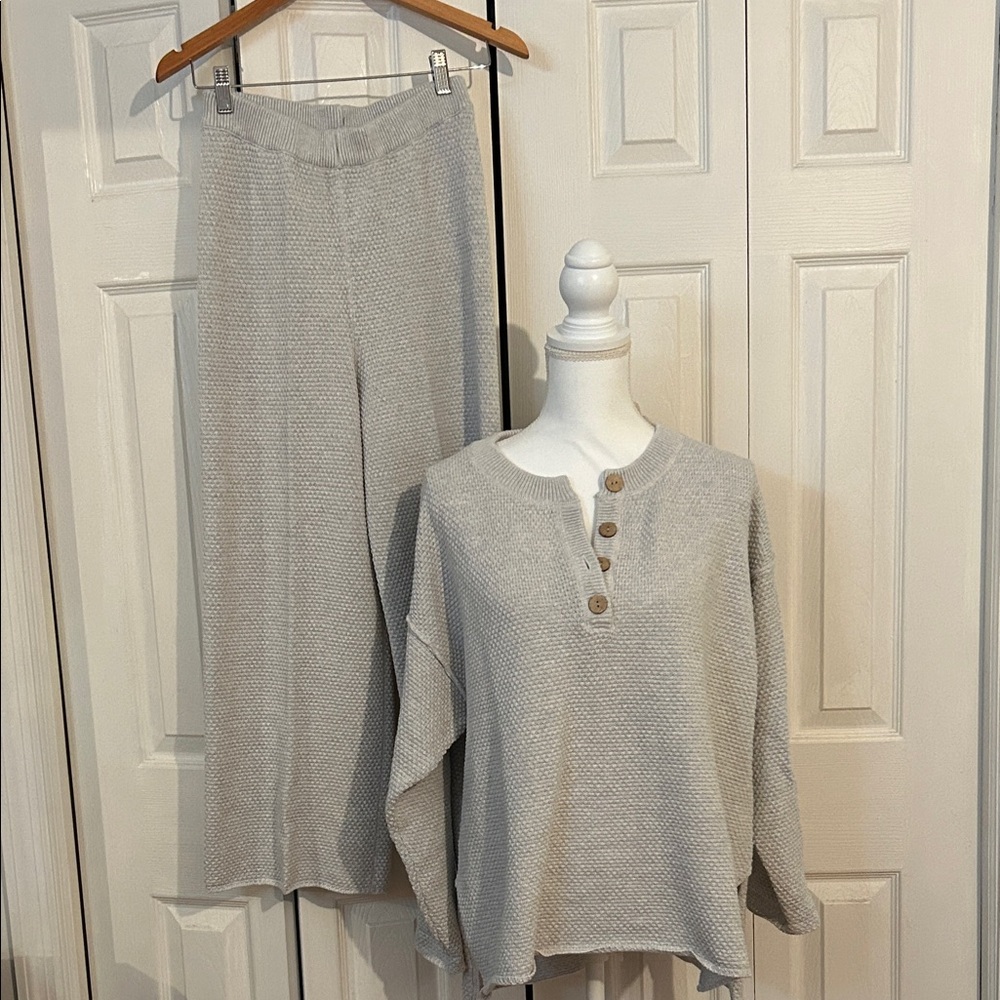 Free People Beach Ivory Heather 2 piece Lounge Set size XS